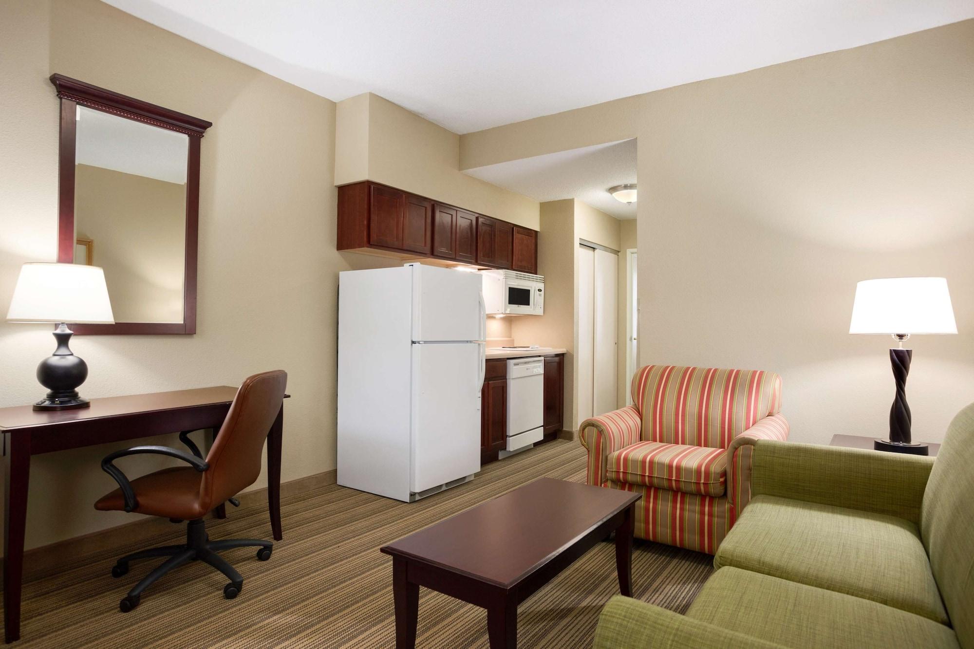 Country Inn & Suites By Radisson, Ithaca, Ny Exterior photo